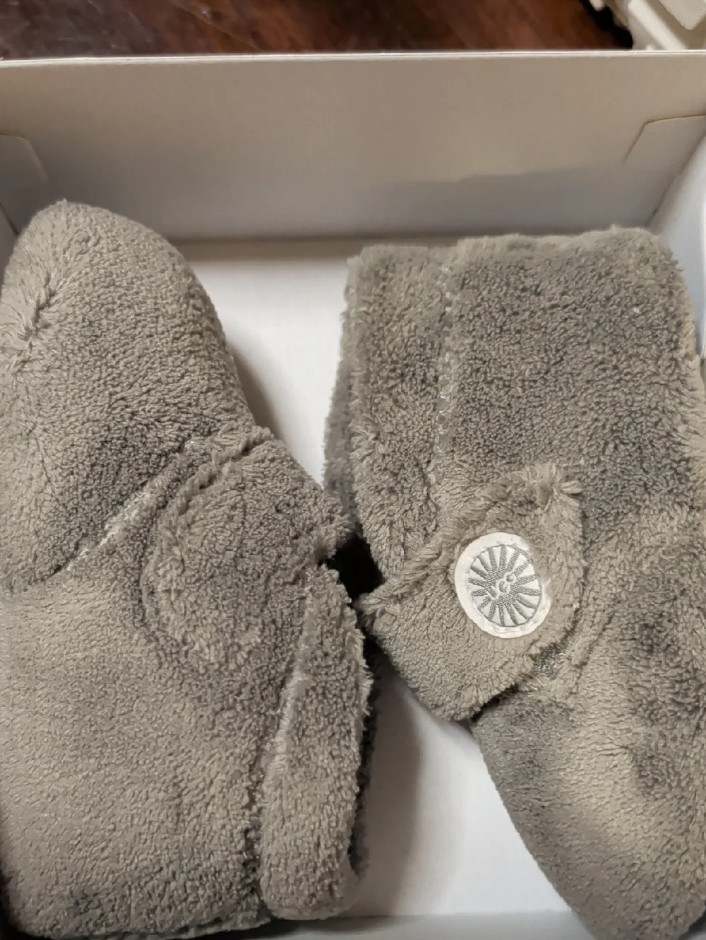 UGG Bixbee Gray Plush Shearling Slip-On Booties Size 4/5 NIB MSRP $39.99